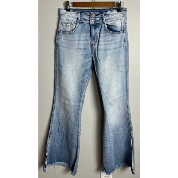 KanCan Signature High Rise Flare Stretch Jeans Light Wash Raw Hem Size 28 Womens - Picture 1 of 9